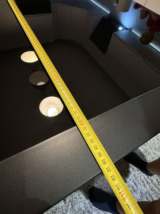 Masă extensibilă din sticlă – 136/236 plus 4 scaune