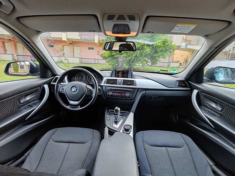 BMW F30 2.0d 116cp automat 2013