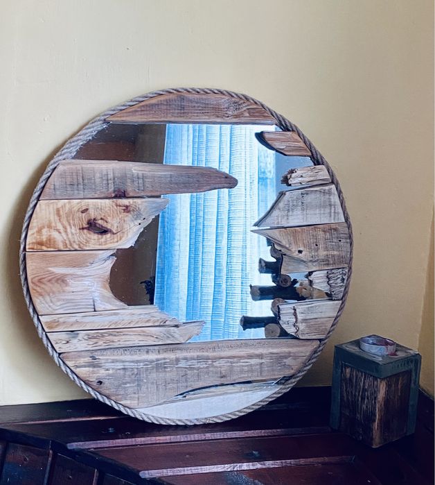 Налично! Декорация за стена огледало и дърво. Ръчна изработка!