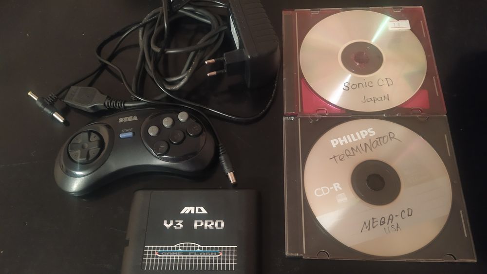 Sega mega cd2 + megadrive 2 japan