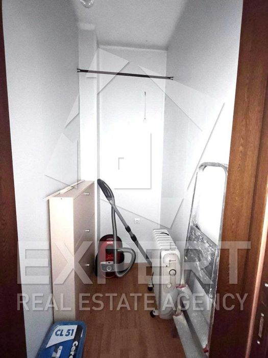 Слънчев двустаен апартамент с гараж в Бриз!