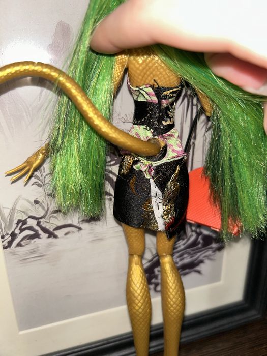 Джинафаер Лонг Monster high