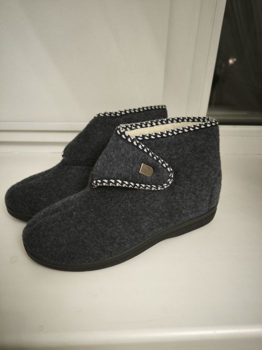 Боты женские" прощай молодость"