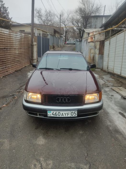 Продам ауди с4 2.6