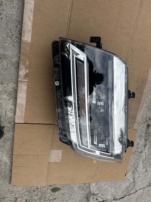 Far stânga  full led vw crafter .cod:7C2941035.F.