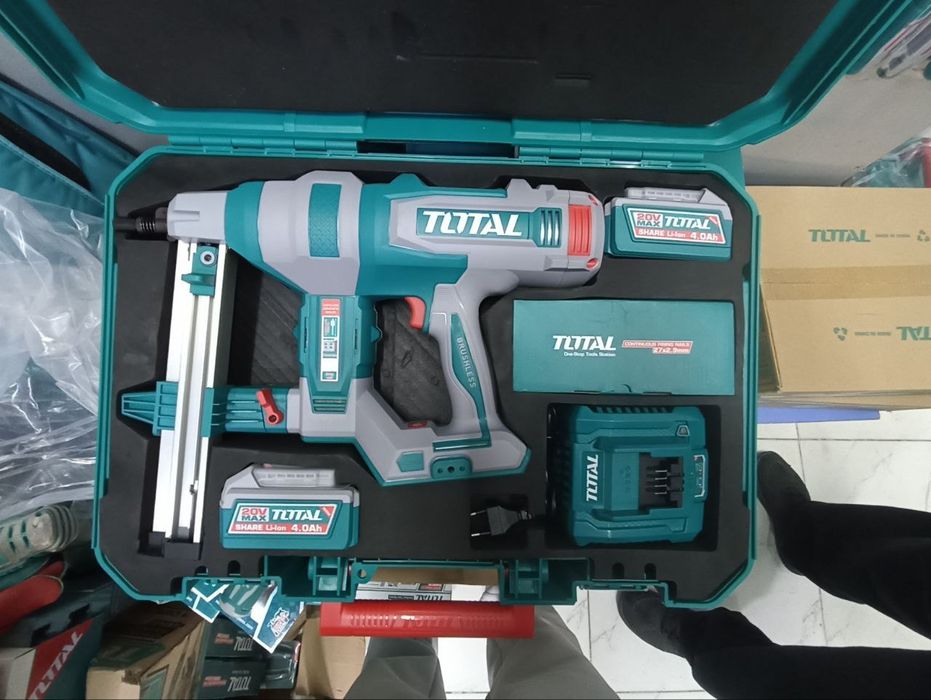 по бетону газовый пистолет аккумуляторный Total