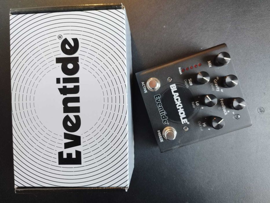 Kитара Pedal Eventide Blackhole Reverb