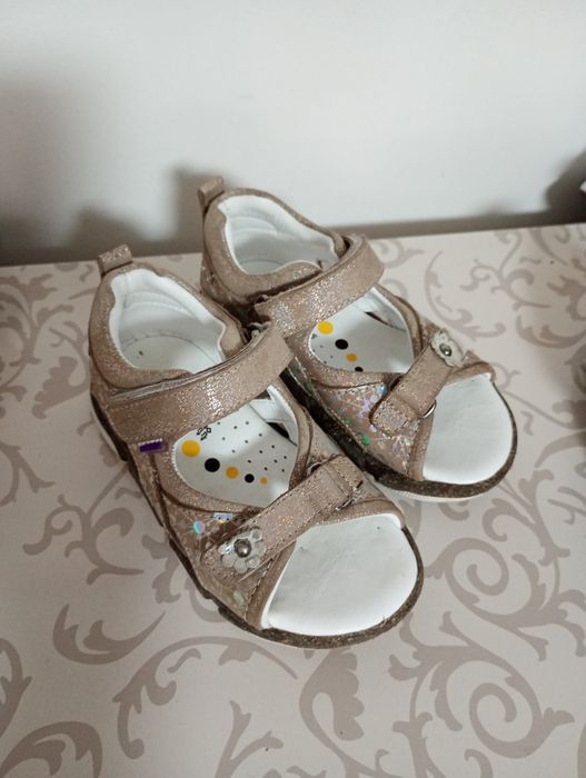 Детская анатомическая обувь на девочку 24 размер