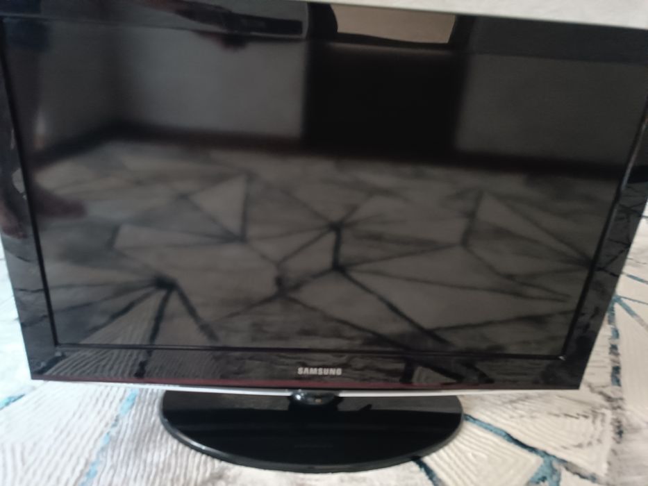 Продаётся телевизор Samsung