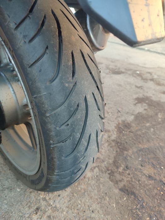 Продавам мотор Honda CBF 100 много добро състояние сменена верига запчатки предна голяма слюда0
