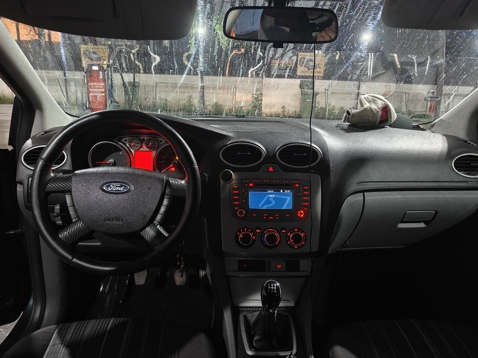 Ford focus 2 an 2008