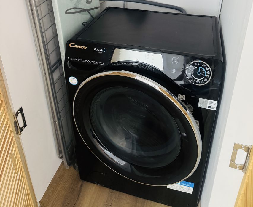 Regim hotelier Ploiesti ultracentral Piata Victoriei garsoniera modern