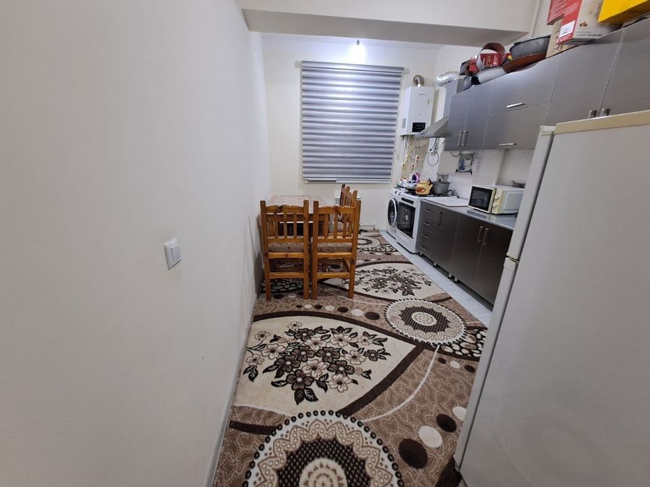 Guliston 4-mavze 2 xona uy SOTILADI