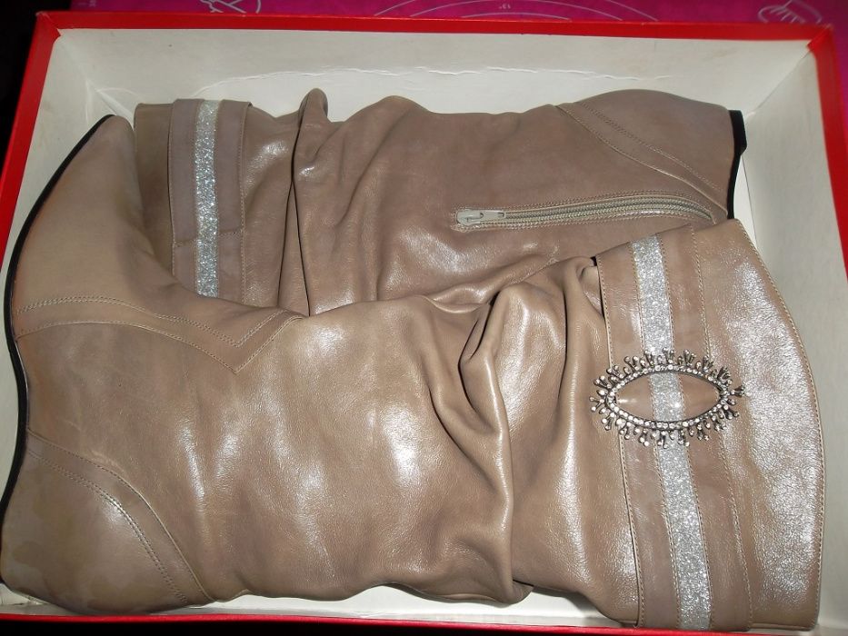 Сапоги женские новые