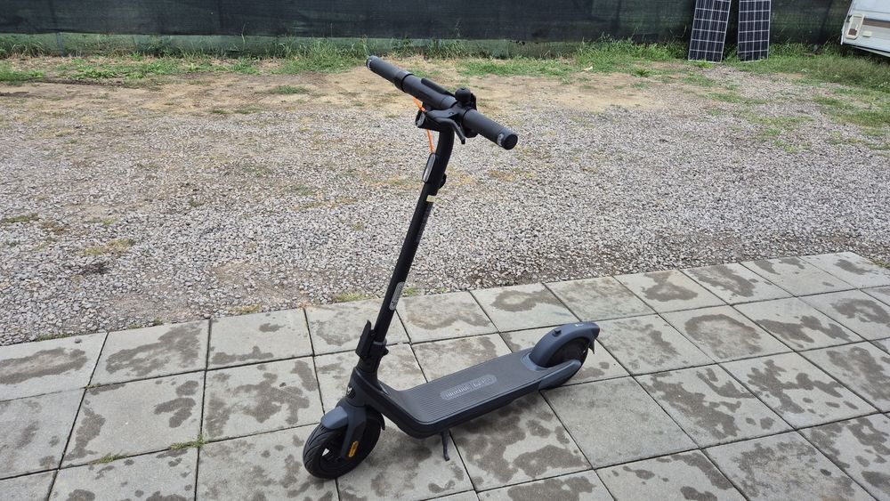 Trotineta Ninebot E2 Pro