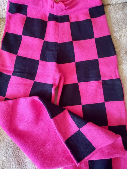 Pantaloni grosi model foarte lejer