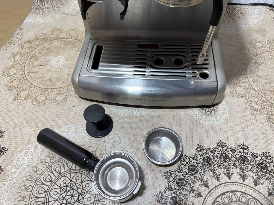 Кафемашина - Breville Barista Max