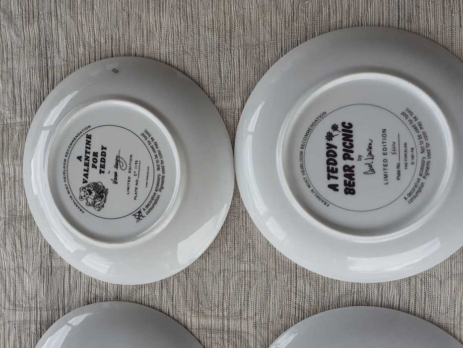 декоративни чинии 4 броя колекция