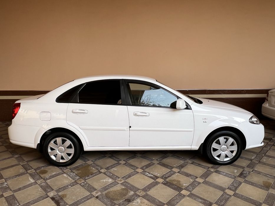 Jentra Toza xolati ideal