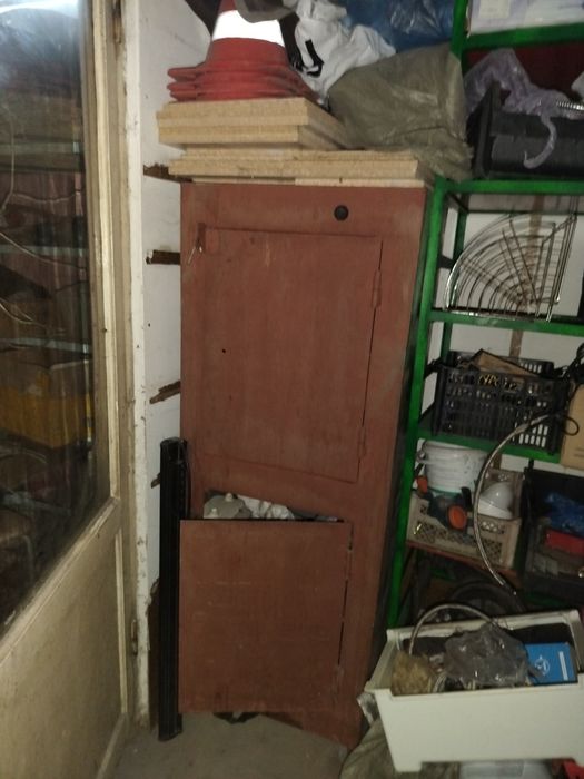 Сейф металлический