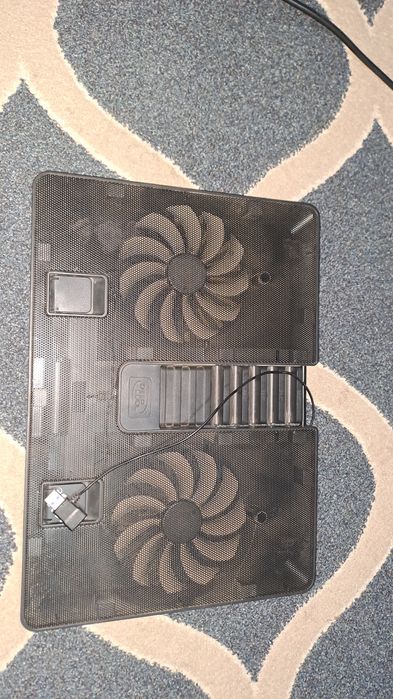 Подставка для ноутбука.