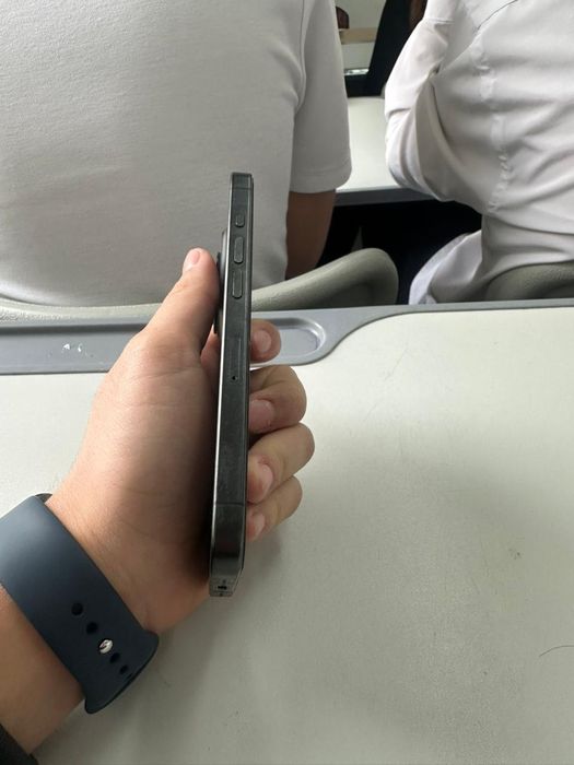 Продам айфон 15 про iphone 15 pro