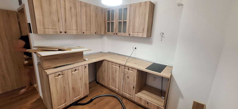 Сглобяване и Монтаж на Мебели и Кухни | Домашен Майстор