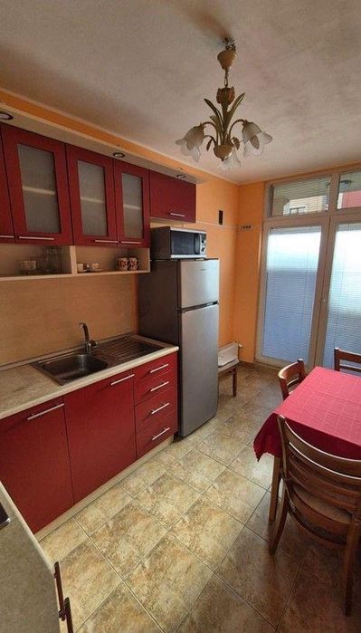 Дава се под наем Тристаен апартамент в София, Дружба 2 - 82 кв.м за 770 € - Снимка #2