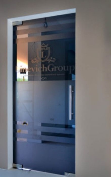 oynali eshik  remont qilamiz ремонт стеклянный дверы с гара