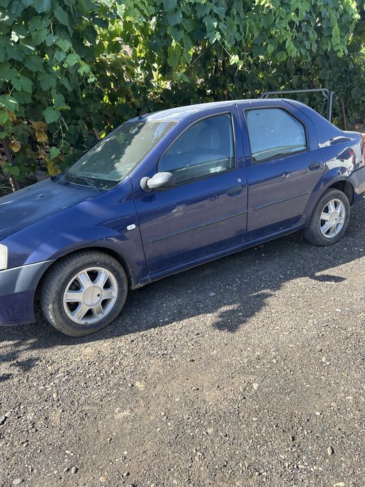Vand Dacia Logan , an 2005, 1.6 MPI, benzină