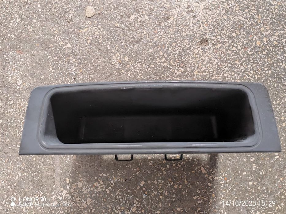 Vand tava de depozitare pentru Mercedes c200 w203