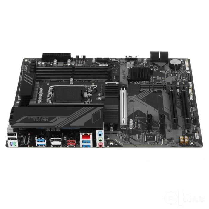 - Материнская плата MB Gigabyte Z790 D DDR5 LGA1700