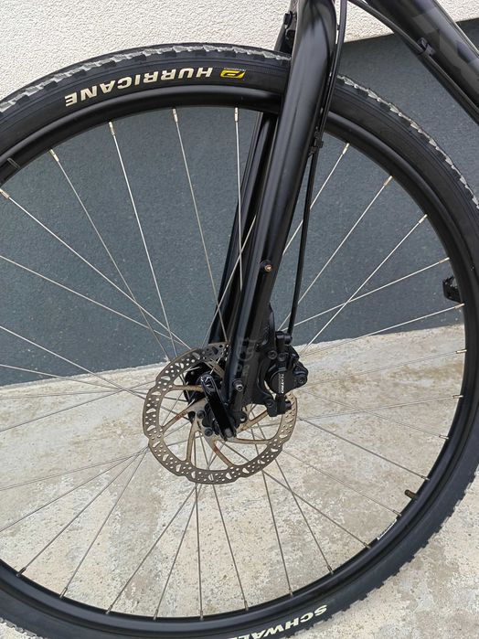 Kona 28", M размер, градски хибрид алуминиев велосипед, хидравлични спирачки