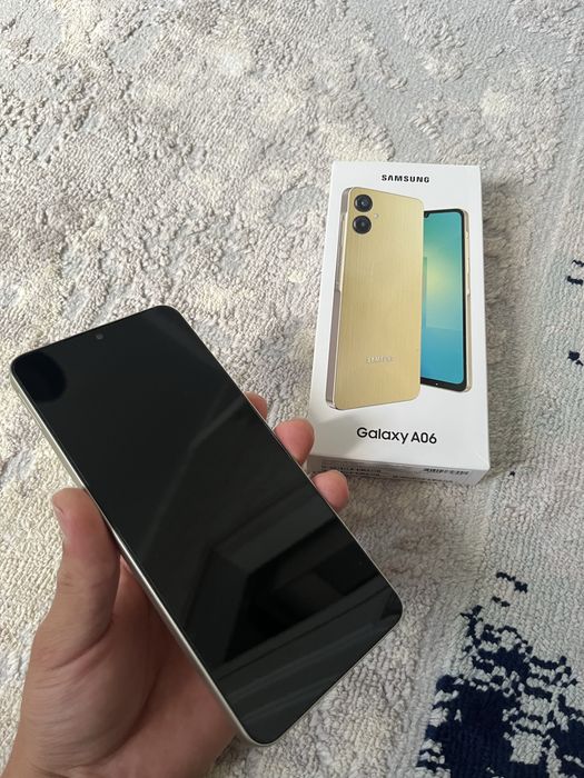 Samsung A06.