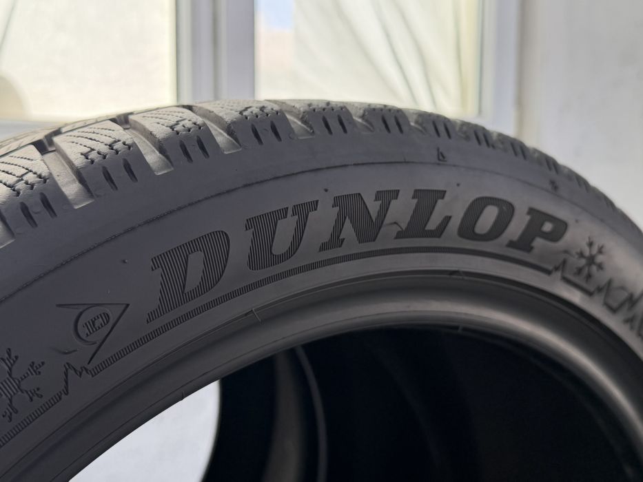 235/45/18 Goodyear 3Броя: 170€ 6мм