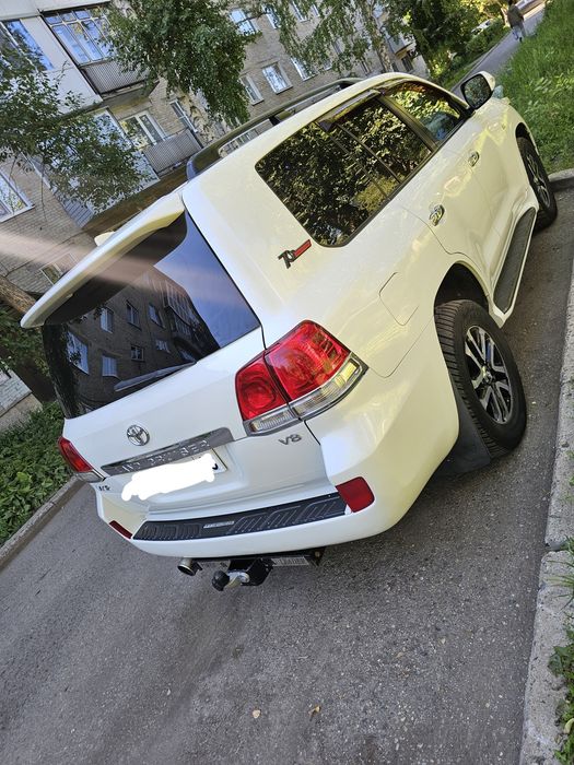 Продам TOYOTA LC 200
