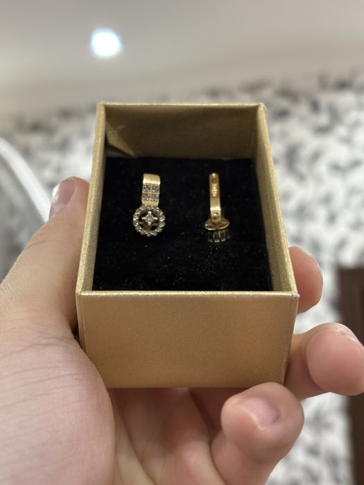 Сережки золотые