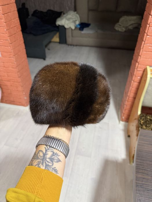 Продам норковые шапки