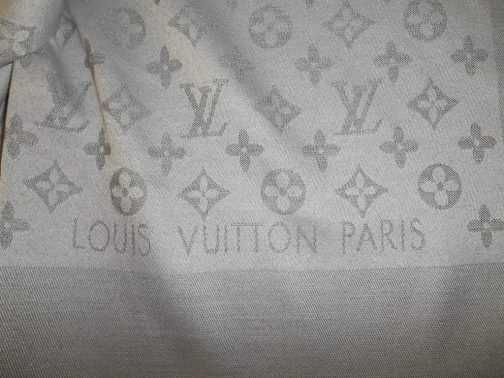 in stoc Eșarfă pentru femei Louis Vuitton 0337