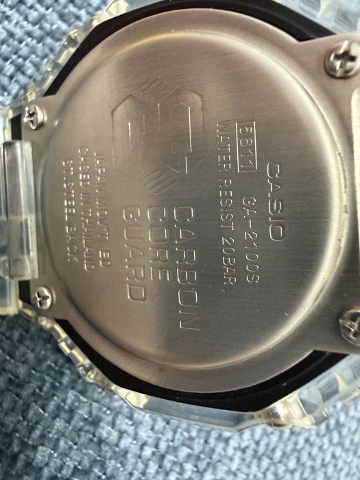 g shock- editie transparenta cu efect rainbow-stare foarte buna-200M water resistant