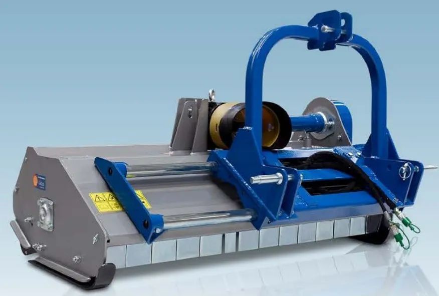 Alta Tocator de resturi vegetale cu ciocane si deplasare laterala hidraulica, Model MKD105 Tocator de resturi vegetale cu ciocane si deplasare laterala hidraulic