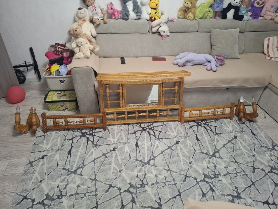 Vând cuier rustic vechi