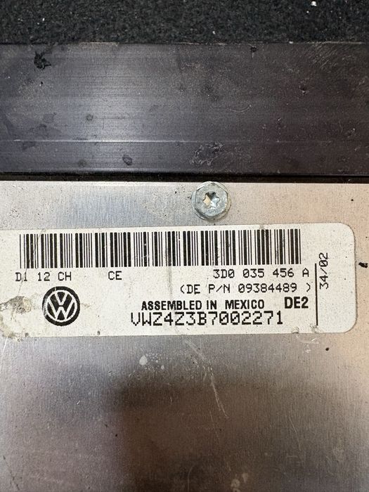 Vw Phaeton 2003 година Усилвател