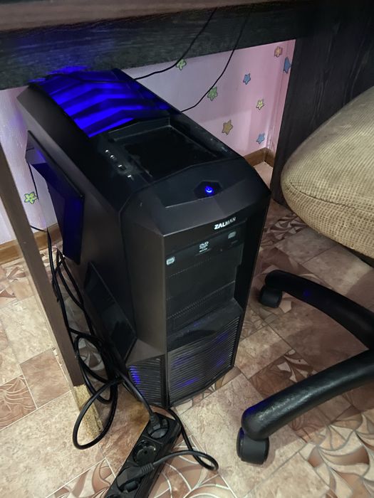 Столный комп продам