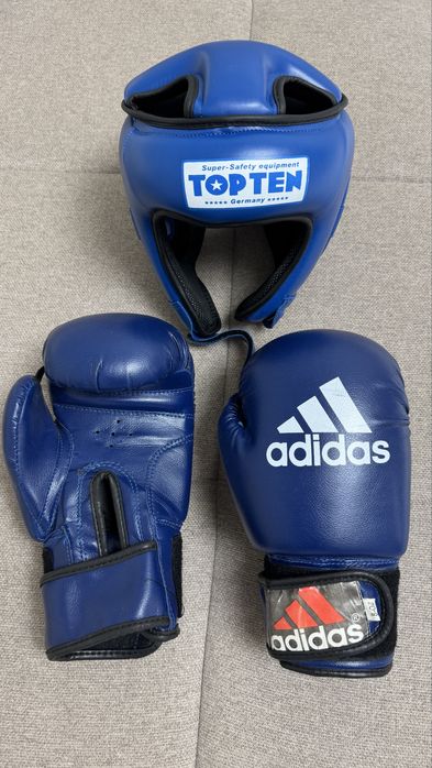 Шлем и перчатки в отличном состоянии