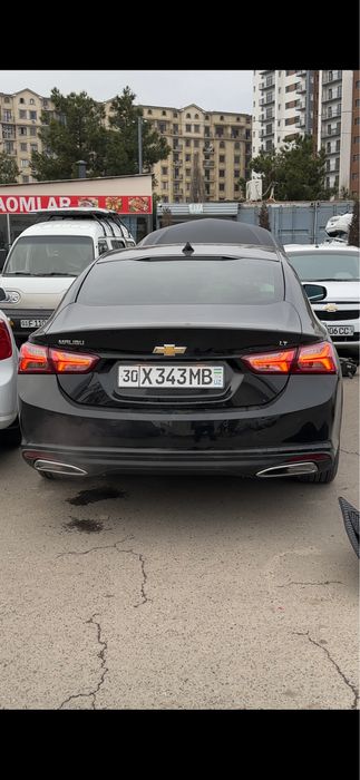 Malibu 2 oldi banfer premer oq qora ranglari bor