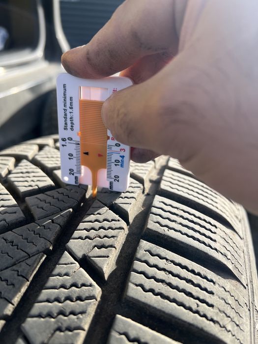 235/55/19 Continental WinerContact T850P XL