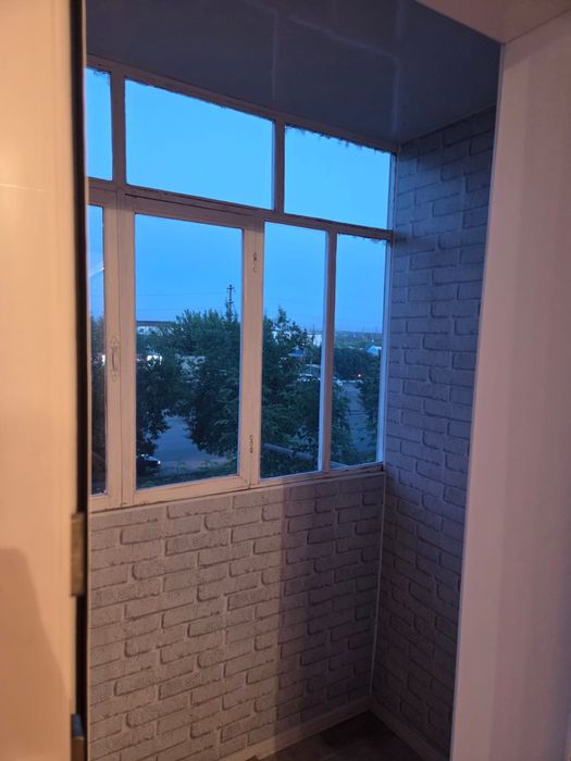 Продам 2к в центре 3/9