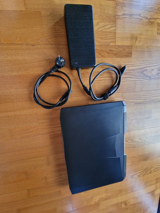 Laptop Eurocom, Sky X7C, cu procesor Intel Core i9 9900K k nou