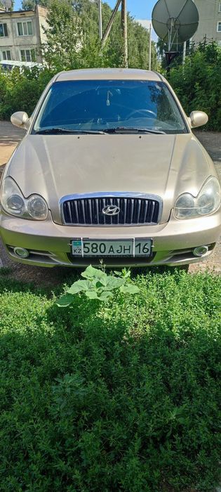Продам машину Hyundai Sonata